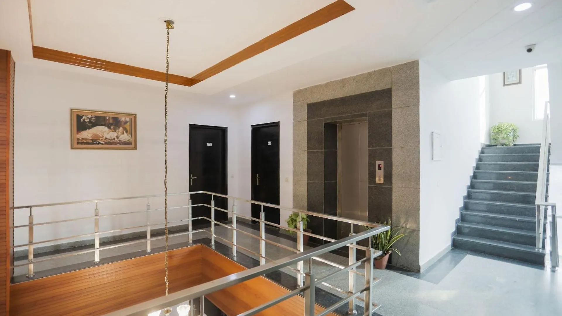 Hotel O Kanishk Inn Gurgaon